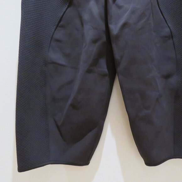 LULULEMON Mixed Fabric Relaxed-Fit Tapered High-Rise Pants in Black Barrel Large - Picture 8 of 14